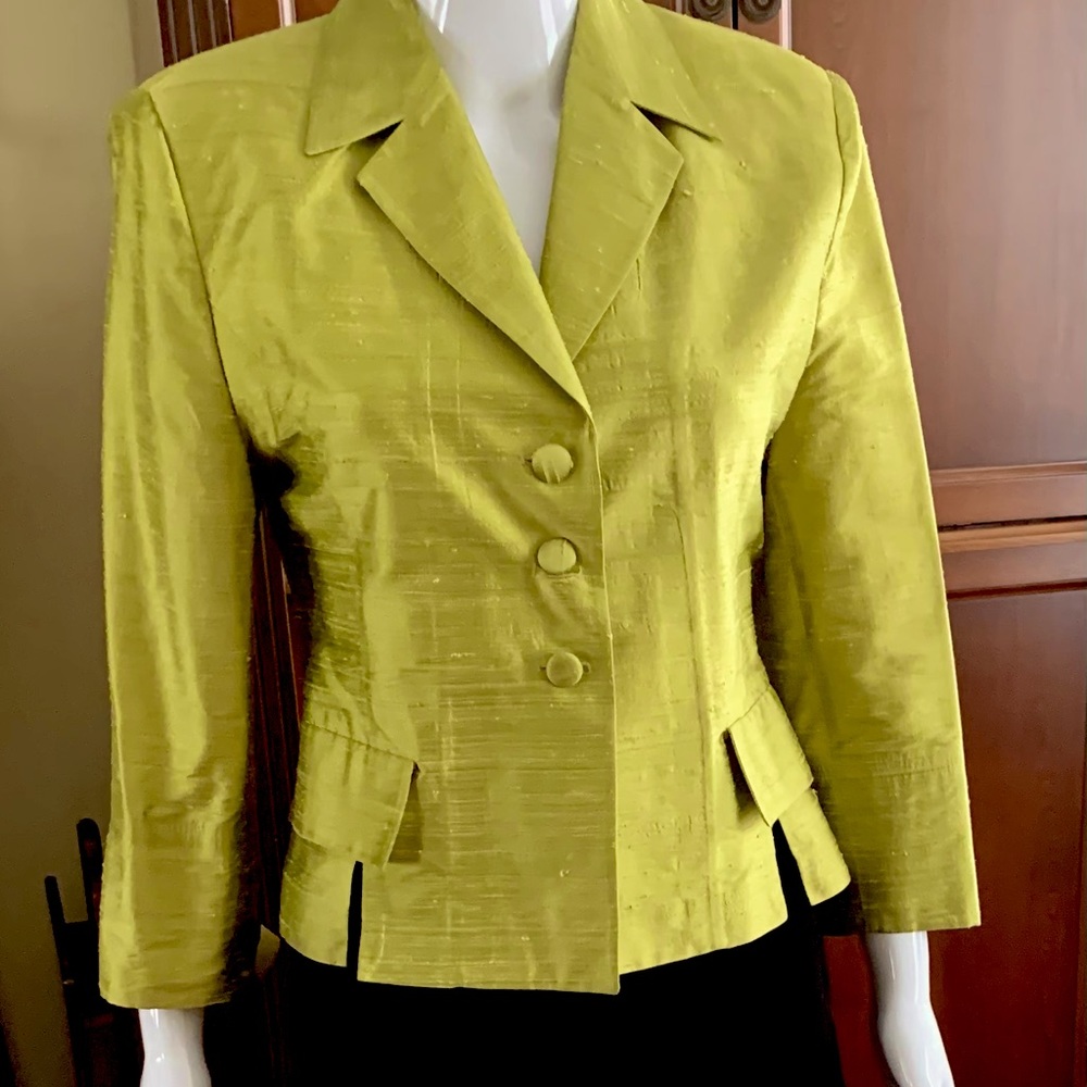 100% silk shiny pistachio green collared blazer short jacket 3/4 sleeves US 10